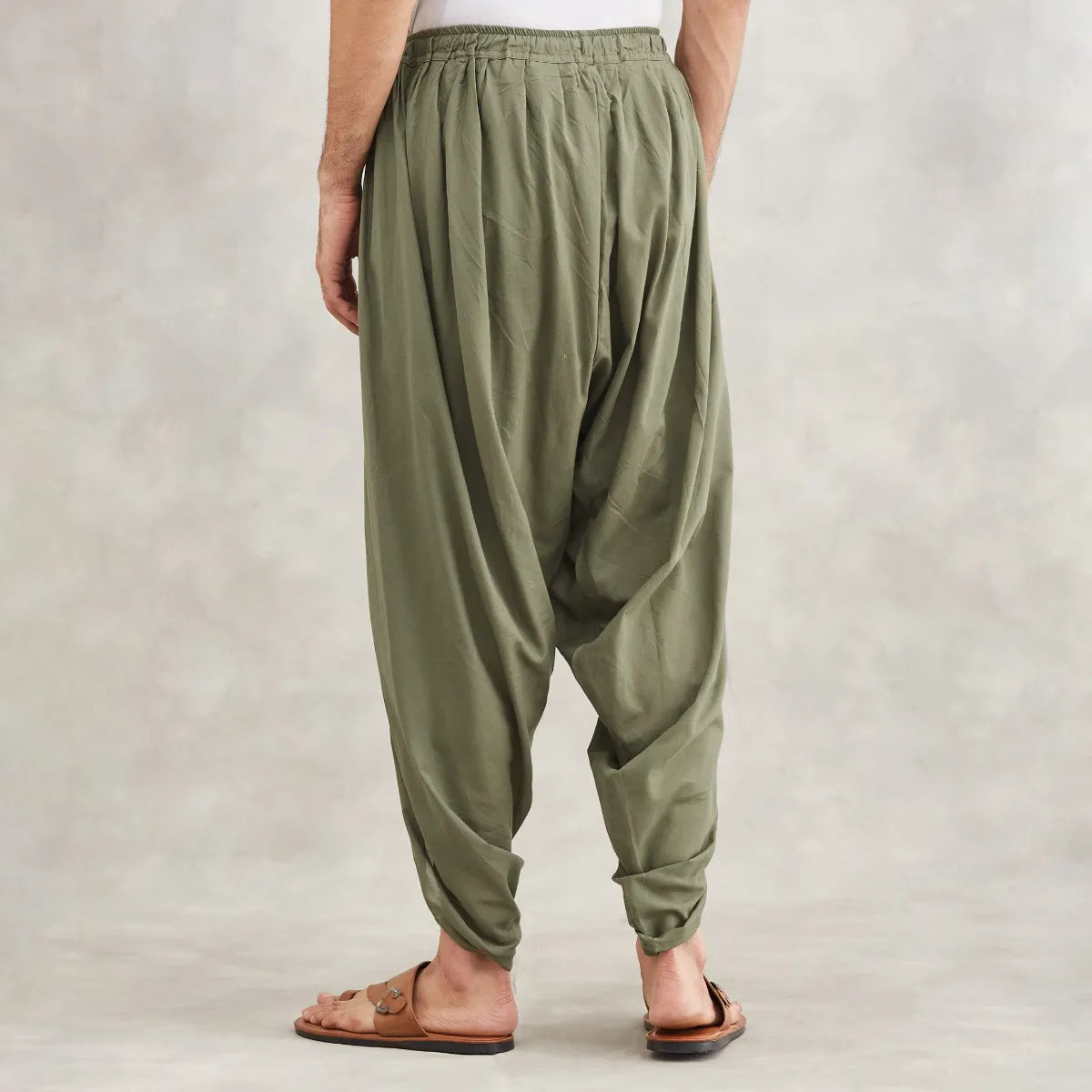Isha’s signature. Ready to wear Men Dhoti Pants (Olive) / Panchakacham. Easy to pull on. Versatile. Comfortable for both casual and formal wear.