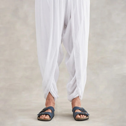 Isha’s signature. Ready to wear Unisex Dhoti Pants (White) / Panchakacham. Easy to pull on. Versatile. Comfortable for both casual and formal wear.