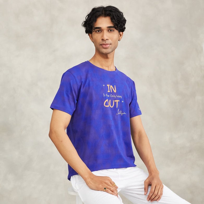 IE T Shirt with Triangle Pattern