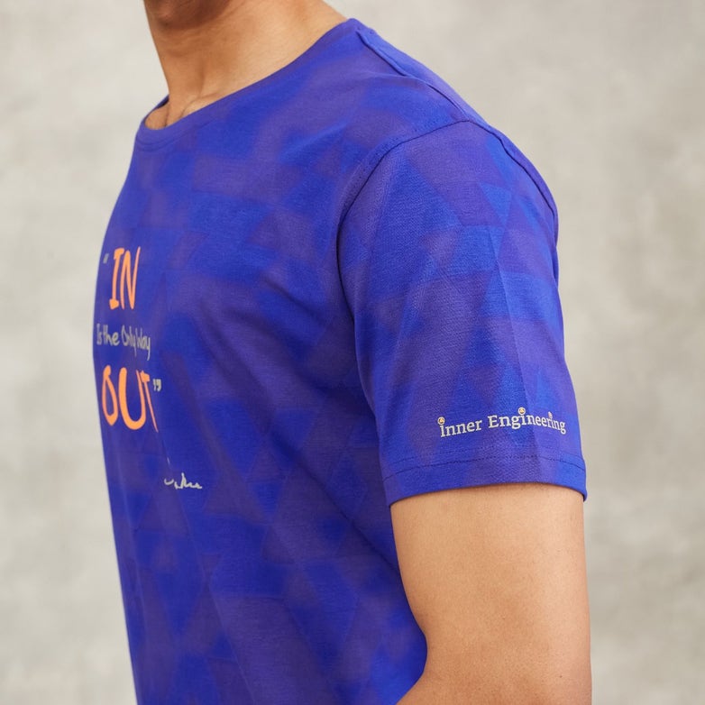 IE T Shirt with Triangle Pattern